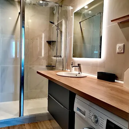 Appartement Proche Nancy centre, à quelques pas des Thermes et du campus ARTEM, appartement calme avec parking gratuit Nancy